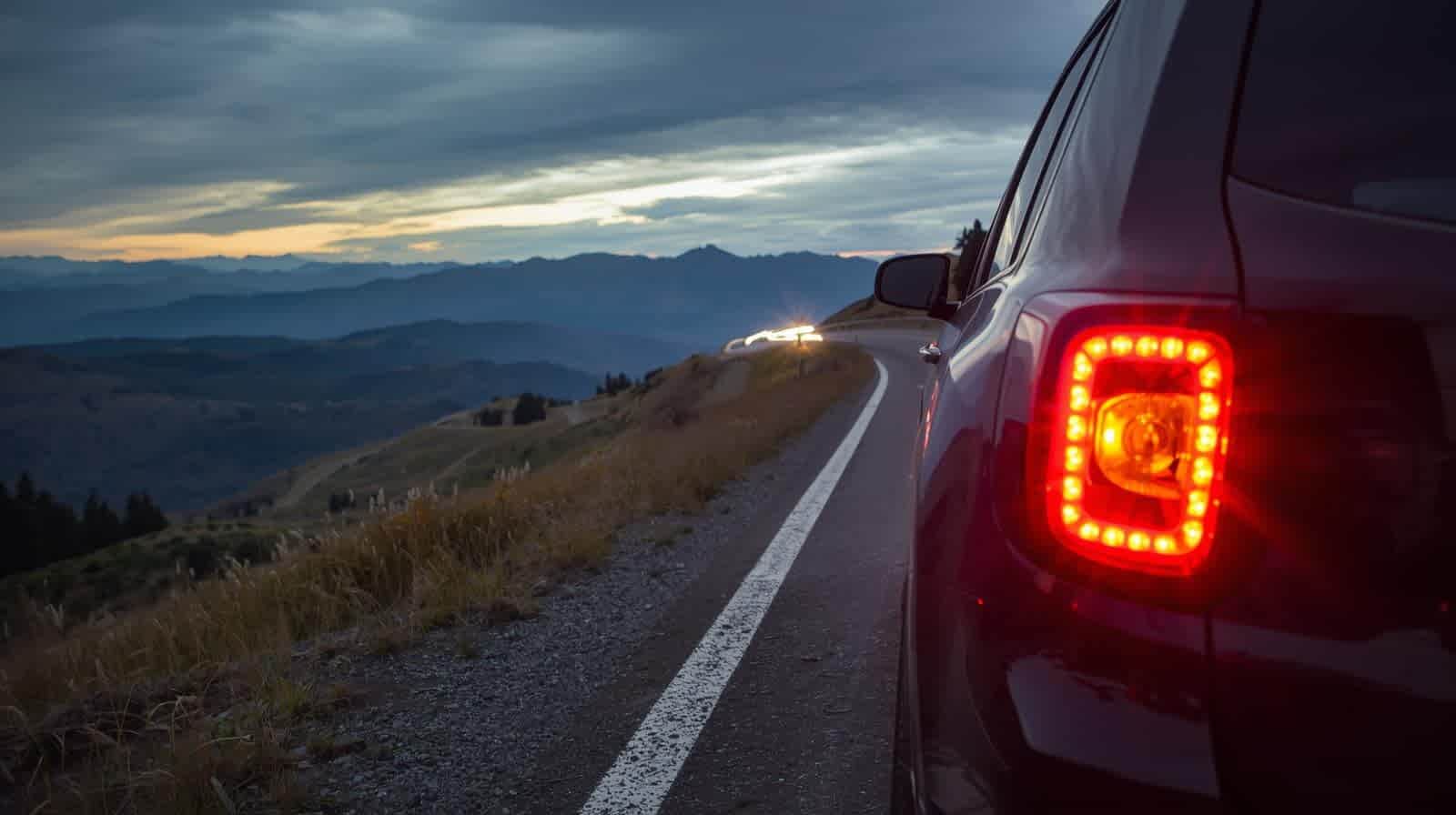 How to Maintain Brakes When Driving in Mountain Roads